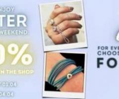 Buy 3 charms and get your bracelet free