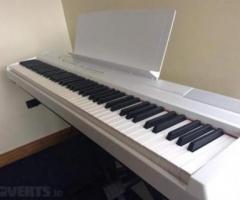 Digital Piano - Yamaha P-105 White + Stand