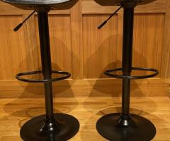 2 bar stools - Image 2