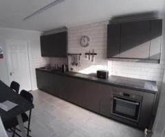 4 BR – Double Room to Rent