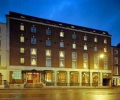 The Mont (Hotels)