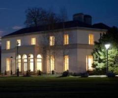 Tulfarris Hotel and Golf Resort ()